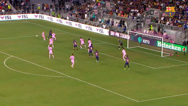 Raphinha's first goal with barça